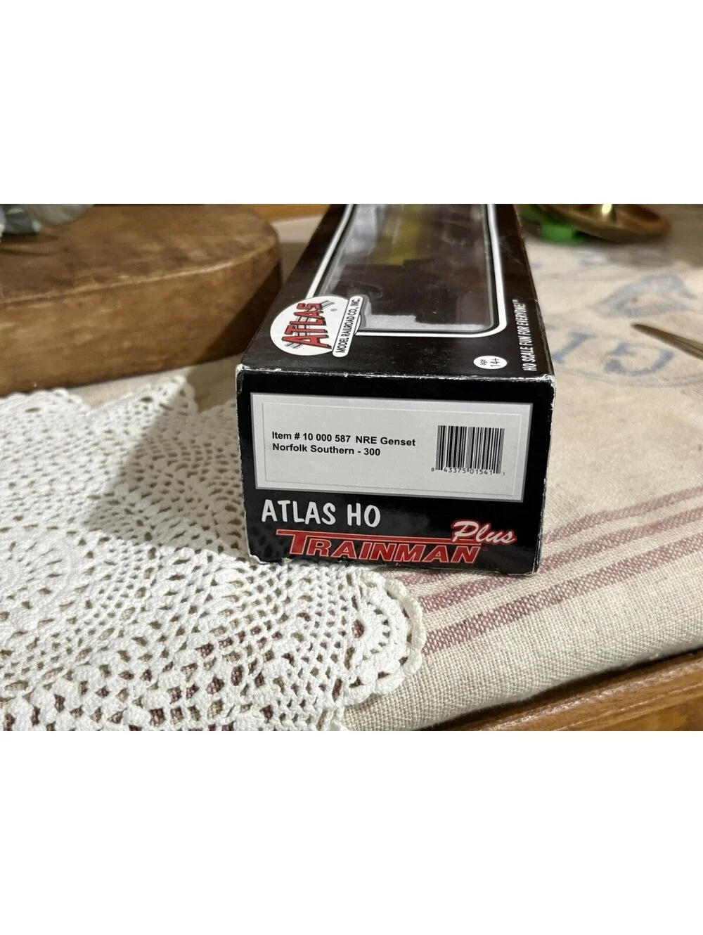 HO Atlas Trainman Plus #300 Genset Norfolk Southern, Illinois Beltway *Read*